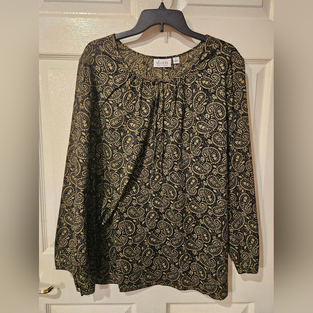 Elegant Black and Gold Paisley Blouse